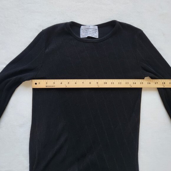 Stylenanda  Black Ribbed Long Sleeve Top Soft Comfy Cozy Korean Layer Minimalist - Picture 9 of 9